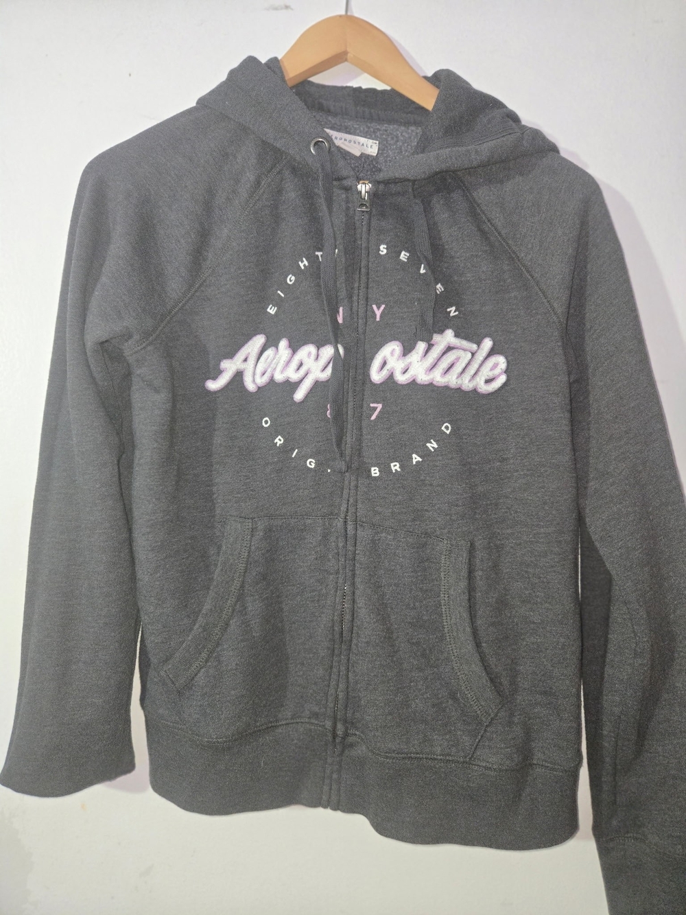 Aeropostale Gray Fleece Sweatshirt with Logo Tag
